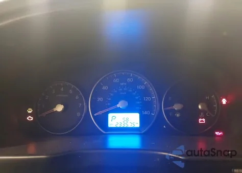 2010 Hyundai Santa Fe Gls z USA, uszkodzony, nr VIN 5NMSG3AB0AH380657